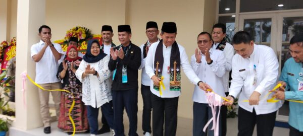 Kel. Sukapura Gunakan Gedung Baru, Anggota DPRD DKI Neneng Hasanah Berharap Pelayanan Meningkat