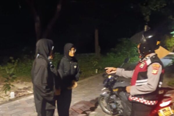 Patroli Malam Perintis Presisi di Pulau Untung Jawa, Polsek Kepulauan Seribu Selatan Perkuat Keamanan Wisata