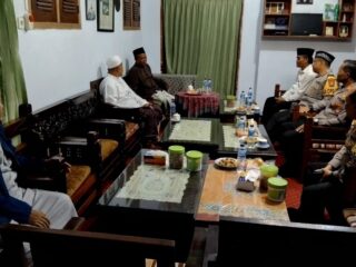 Baru Menjabat Kapolres Pamekasan, AKBP Hendra Eko Triyulianto Silaturrahmi Ke Sejumlah Ulama