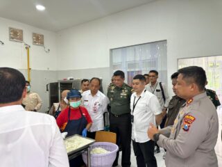 Bentuk Sinergi, Kapolres Pamekasan Bersama Forkopimda Tinjau Langsung Dapur Sehat SPPG