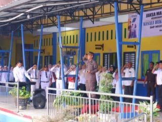 Kejari Padangsidimpuan Kunjungi  SMP Negeri 1 Kota Padangsidimpuan