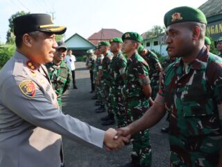 Wujud Sinergitas, Suasana Akrab Terlihat Saat Kapolres Pamekasan Silaturrahmi Ke Kompi 516/CY Pamekasan