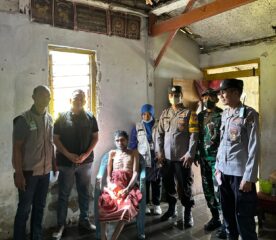 Viral Di Tiktok, Hidup Sebatangkara dan Sakit Stroke Dapat Bantuan Dari Pak Bhabin Dan Dinsos