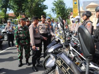 Apel Gelar Pasukan Ops Ketupat Semeru 2025, Bentuk Komitmen Kesiapan Personel Dan Sarpras Polres Pamekasan