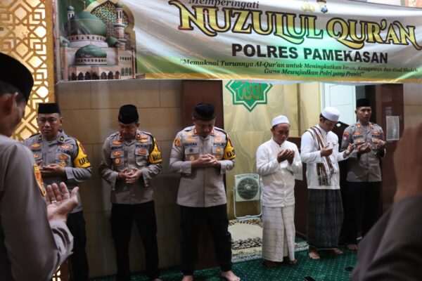 Memaknai Turunnya Al-Qur’an Untuk Meningkatkan Iman, Polres Pamekasan Gelar peringatan Nuzulul Quran 1446 H/2025 M