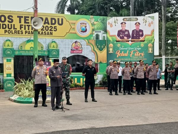 Cegah Gangguan Kamtibmas Malam Hari Idul Fitri 1446 H, Polres Pamekasan Kerahkan Ratusan Pesonel Gabungan