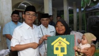 Bupati Tapsel H.Gus Irawan Pasaribu Terus Berupaya Atasi Kesulitan  Keuangan Daerah