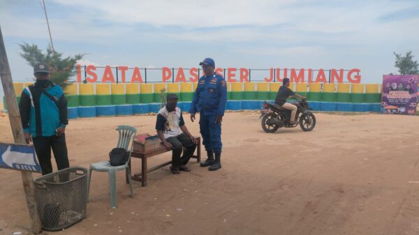 Polairud Polres Pamekasan Tingkatkan Patroli Kawasan Wisata Pantai Saat Lebaran