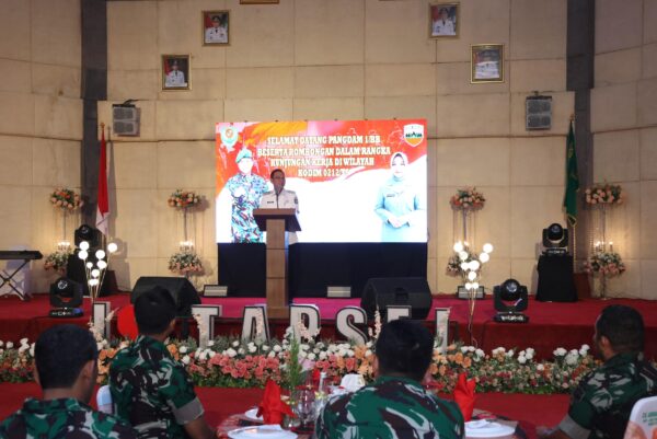 Pemkab Tapanuli Selatan Sambut Kunjungan Panglima Komando Daerah Militer I/ Bukit Barisan  Di komplek Perkantoran Tapsel