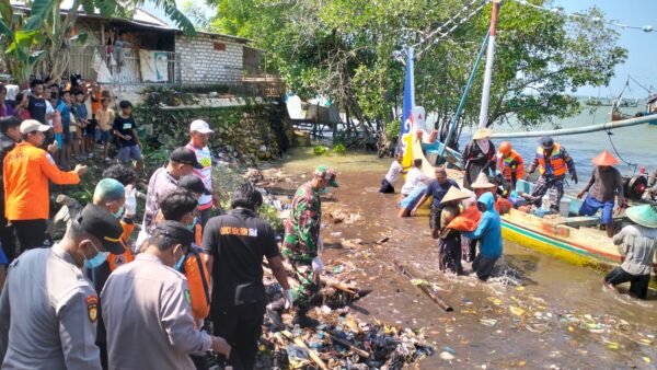 Tim SAR Gabungan Pamekasan Kompak, Nelayan yang Hilang 2 Hari di Laut Ditemukan Meninggal, Polisi Jelaskan Kronologi