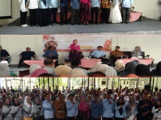 Ir Sri Meliayana Ajak Masyarakat Lahat Jaga Kesehatan Dengan Vaksin Dan Jangan Percaya Hoak Tentang Vaksin