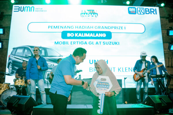 Menang Undian Panen Hadiah Simpedes, Para Nasabah BRI Dapat Televisi Hingga Mobil