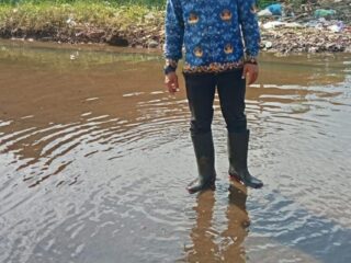 Rusman Aji Kepala Kel Bandengan Kota Pekalongan Apresiasi Upaya DPUPR dalam Mengatasi Banjir di Wilayahnya