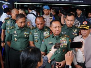 *Melawan Narasi Gelap: Aktivis Mahasiswa Dukung TNI Tegakkan Marwah Pertahanan Negara*