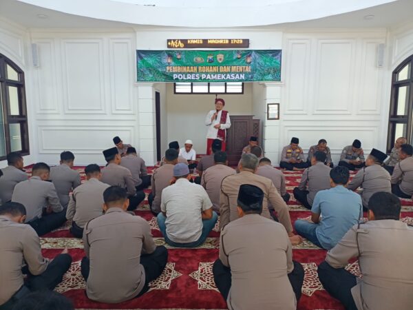 Binrohtal Rutin Polres Pamekasan, Membentuk Karakter Anggota Polri Yang Humanis