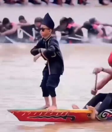 Prof. Dr. Sutan Nasomal Desak Presiden Prabowo Instruksikan Menparekraf Bantu Pesta Rakyat Pacu Jalur Kuantan Singingi