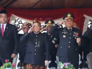 Menghargai Jasa Para Pahlawan, Kapolres Pamekasan Hadiri Upacara HUT RI Ke-80 Di Pendopo