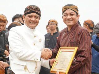 Kota Pekalongan Raih Penghargaan Kota Terbaik II Pembangunan Daerah Jawa Tengah 2025