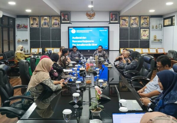 PJS, FIDKOM UIN, Jakarta, Kerjasama, Strategis