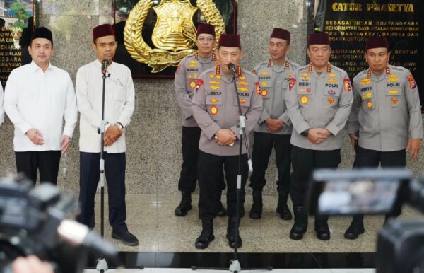 Ceramah UAS di Mabes Polri, Dorong Kolaborasi Polri dan Masyarakat Jaga Persatuan