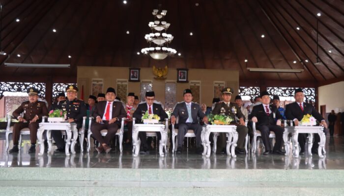 Upacara Hari Sumpah Pemuda Ke-97 di Pendopo, Kapolres Pamekasan Ajak Seluruh Generasi Muda Jaga Persatuan