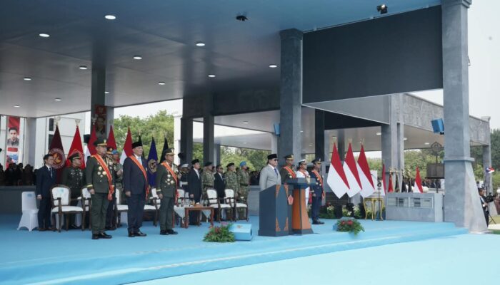 Pesan Prabowo di HUT ke-81 TNI: Prajurit Harus Dengarkan Kesulitan Rakyat, Hadir Saat Dibutuhkan